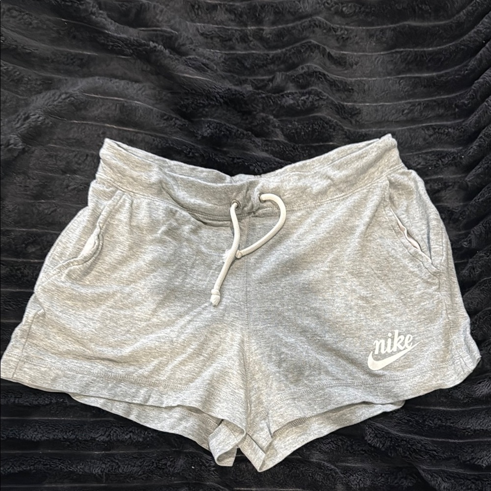 Nike Gray Athletic Shorts for Active Comfort